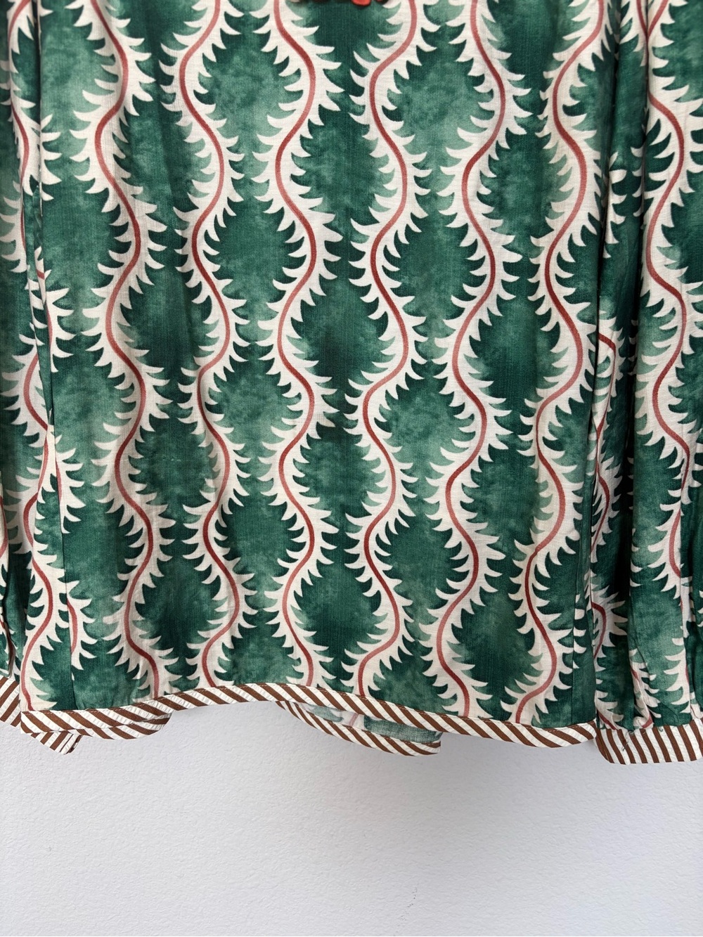GiGiO Green Leaf Print Tunic Blouse Medium Boho Split Neck Long Sleeve‎ Top - Picture 4 of 8